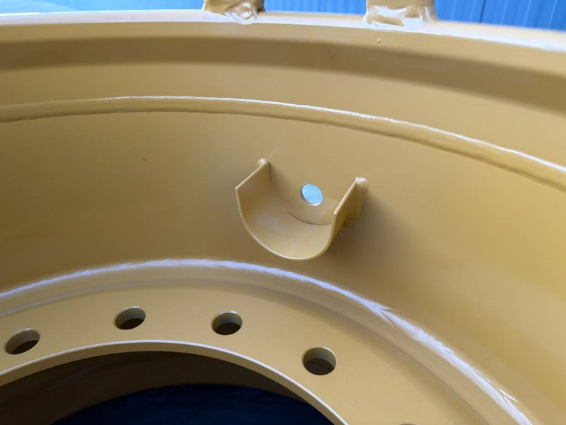 Cat 17.00-25/1.7 RIM for 20.5 x 25 - CAT 938M - Gume i felge za Građevinski strojevi: slika Cat 17.00-25/1.7 RIM for 20.5 x 25 - CAT 938M - Gume i felge za Građevinski strojevi Cat 17.00-25/1.7 RIM for 20.5 x 25 - CAT 938M - Gume i felge za Građevinski strojevi: slika Cat 17.00-25/1.7 RIM for 20.5 x 25 - CAT 938M - Gume i felge za Građevinski strojevi