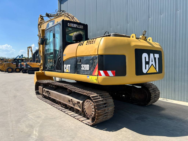 Cat 320D L - Bager gusjeničar: slika Cat 320D L - Bager gusjeničar Cat 320D L - Bager gusjeničar: slika Cat 320D L - Bager gusjeničar