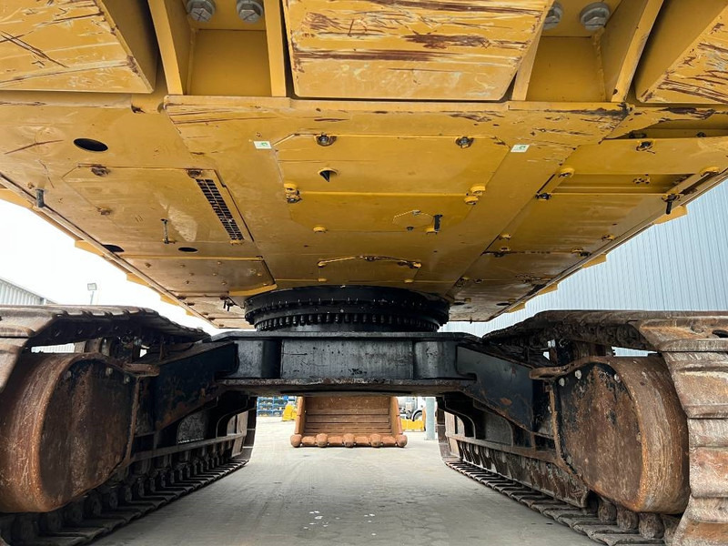 Cat 352F - Bager gusjeničar: slika Cat 352F - Bager gusjeničar Cat 352F - Bager gusjeničar: slika Cat 352F - Bager gusjeničar