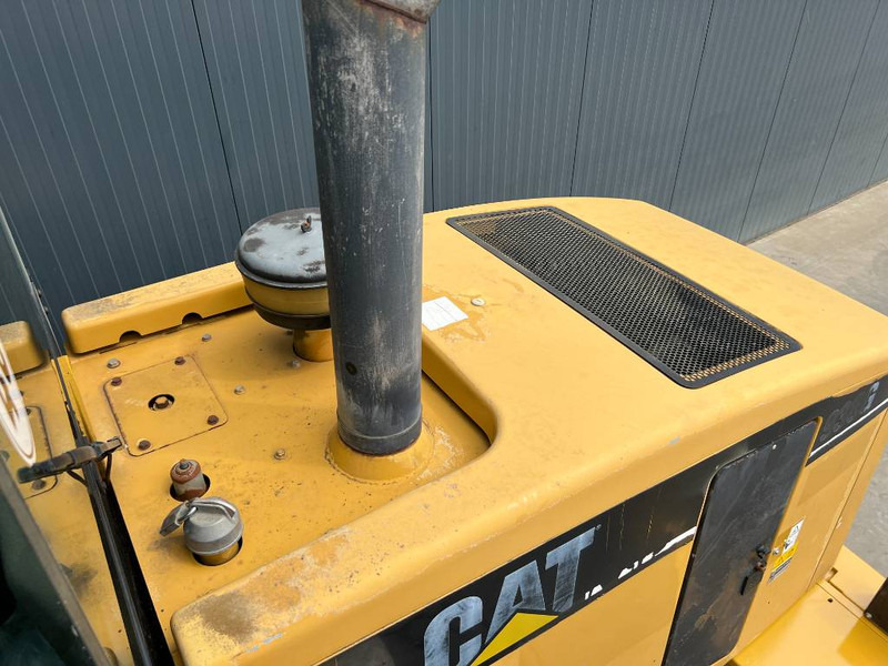 Cat 938G - Utovarivač na kotačima: slika Cat 938G - Utovarivač na kotačima Cat 938G - Utovarivač na kotačima: slika Cat 938G - Utovarivač na kotačima