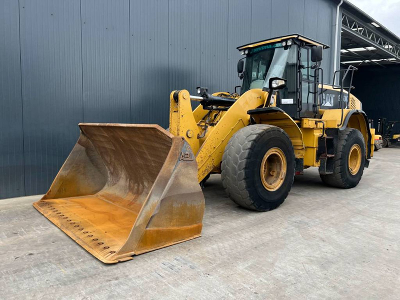 Cat 950K - Utovarivač na kotačima: slika Cat 950K - Utovarivač na kotačima Cat 950K - Utovarivač na kotačima: slika Cat 950K - Utovarivač na kotačima