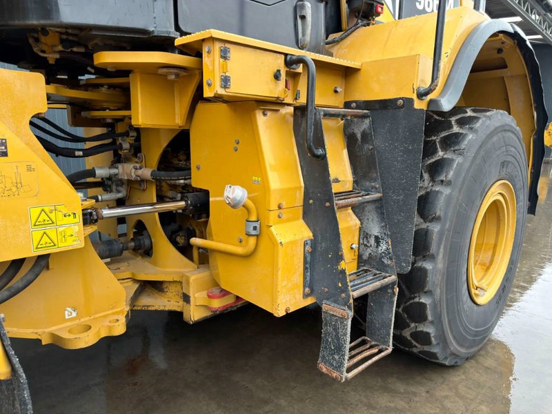 Utovarivač na kotačima Cat 966M XE: slika Utovarivač na kotačima Cat 966M XE