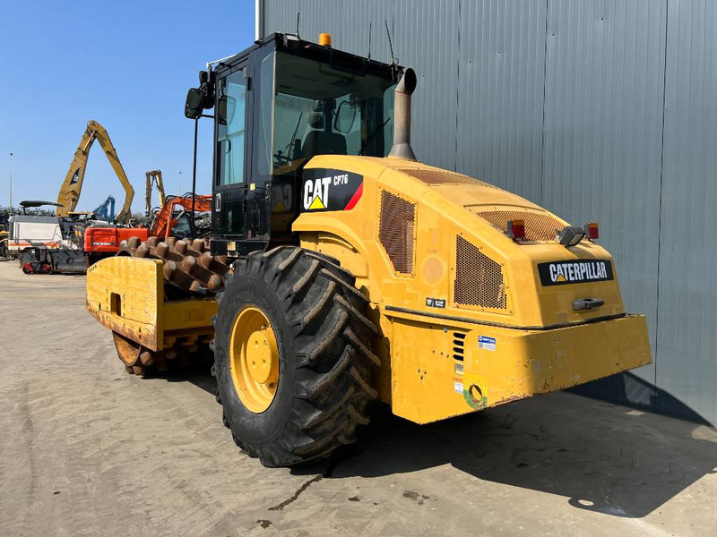 Cat CP 76 - Valjak: slika Cat CP 76 - Valjak Cat CP 76 - Valjak: slika Cat CP 76 - Valjak
