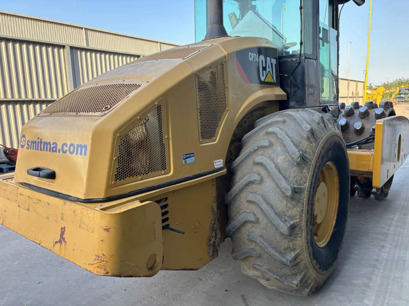 Valjak Cat CP74: slika Valjak Cat CP74