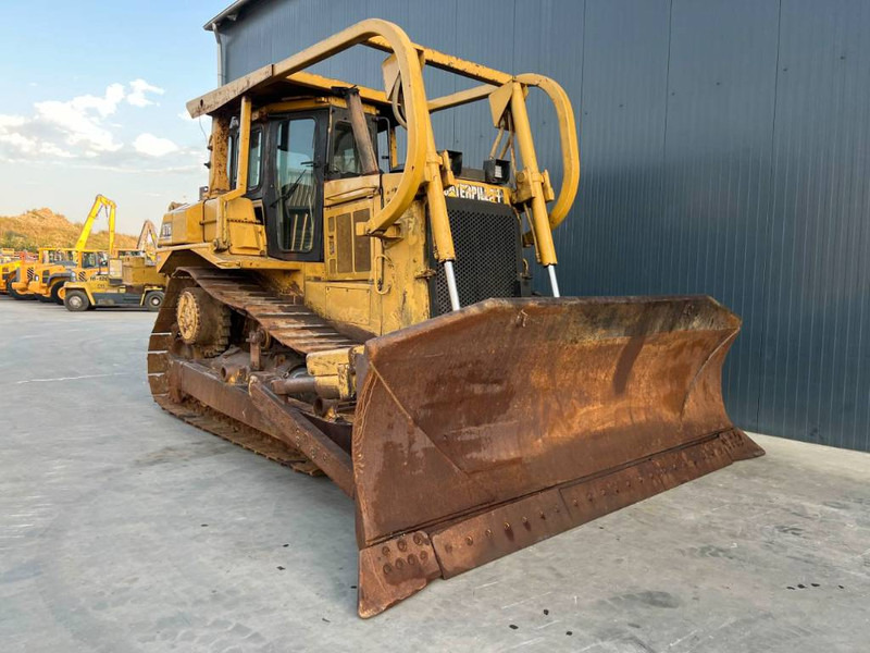 Cat D7H - Buldožer: slika Cat D7H - Buldožer Cat D7H - Buldožer: slika Cat D7H - Buldožer