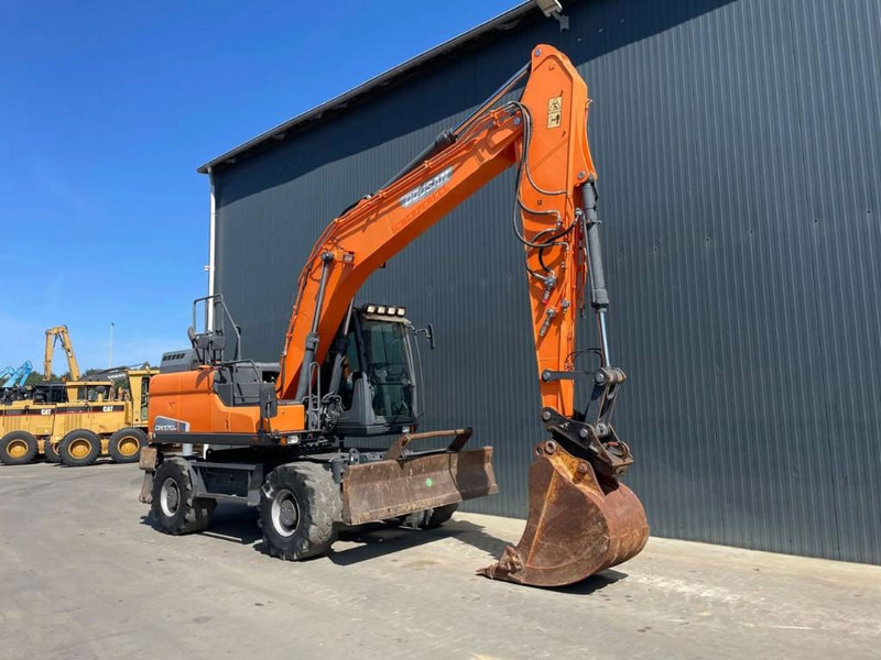 Doosan DX170W-5 - Bager na kotačima: slika Doosan DX170W-5 - Bager na kotačima Doosan DX170W-5 - Bager na kotačima: slika Doosan DX170W-5 - Bager na kotačima
