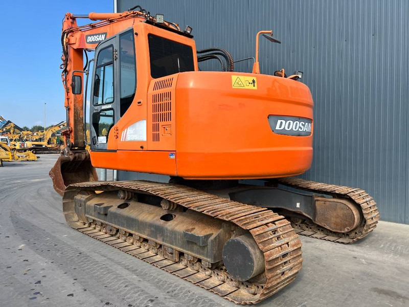 Doosan DX235LCR - Bager gusjeničar: slika Doosan DX235LCR - Bager gusjeničar Doosan DX235LCR - Bager gusjeničar: slika Doosan DX235LCR - Bager gusjeničar