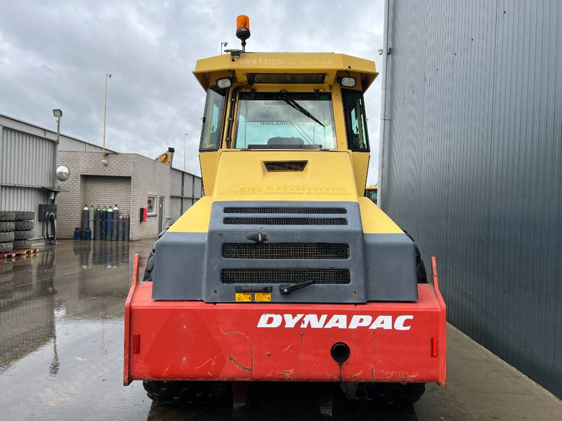 Dynapac CA302D - Valjak: slika Dynapac CA302D - Valjak Dynapac CA302D - Valjak: slika Dynapac CA302D - Valjak