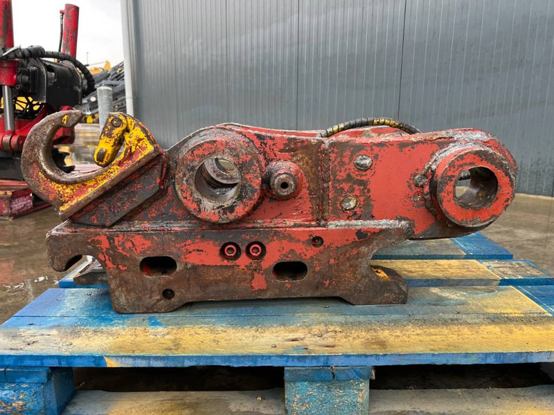Brza spojka za Građevinski strojevi Engcon S70 - 323D: slika Brza spojka za Građevinski strojevi Engcon S70 - 323D