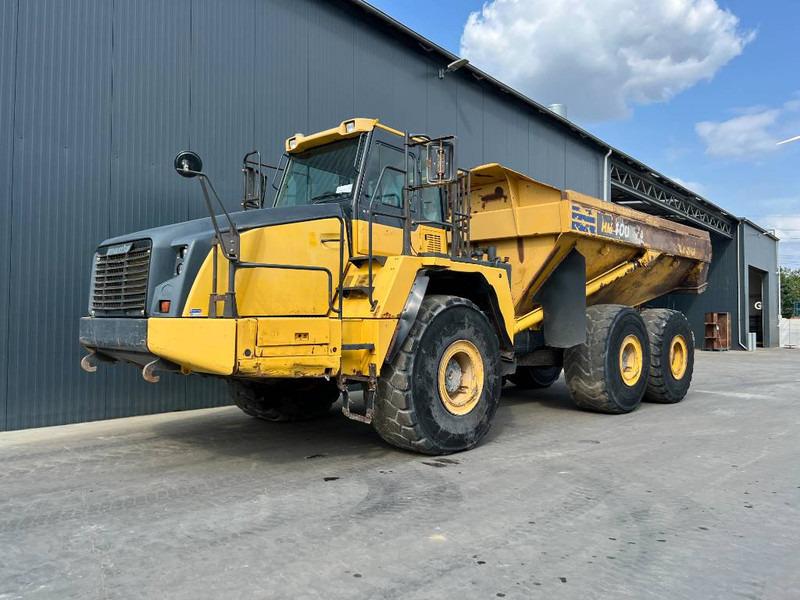 Komatsu HM400-3 - Zglobni istovarivač: slika Komatsu HM400-3 - Zglobni istovarivač Komatsu HM400-3 - Zglobni istovarivač: slika Komatsu HM400-3 - Zglobni istovarivač