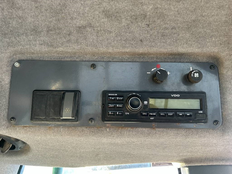 Liebherr LR634 - Utovarivač gusjeničar: slika Liebherr LR634 - Utovarivač gusjeničar Liebherr LR634 - Utovarivač gusjeničar: slika Liebherr LR634 - Utovarivač gusjeničar