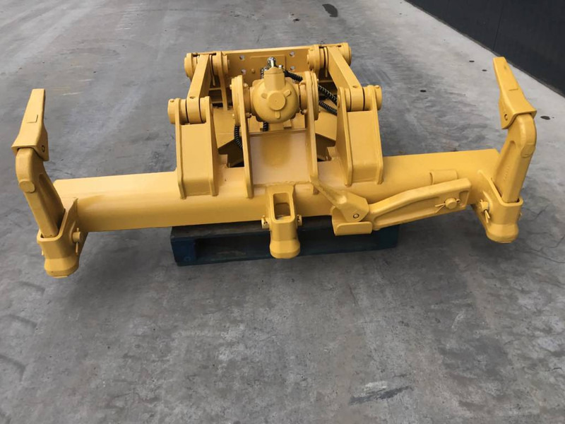Komatsu D53 - Priključak za Građevinski strojevi: slika Komatsu D53 - Priključak za Građevinski strojevi Komatsu D53 - Priključak za Građevinski strojevi: slika Komatsu D53 - Priključak za Građevinski strojevi
