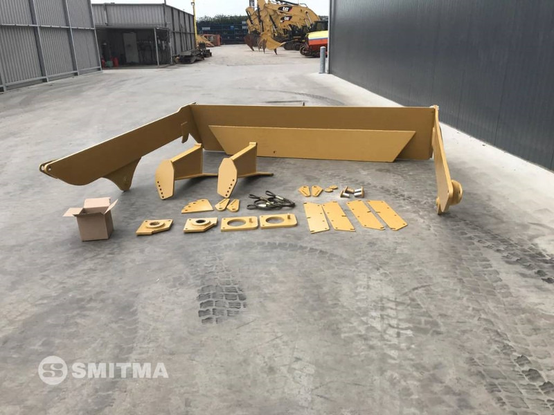 Novi Stražnje dizalo za Građevinski strojevi Volvo A30E: slika Novi Stražnje dizalo za Građevinski strojevi Volvo A30E