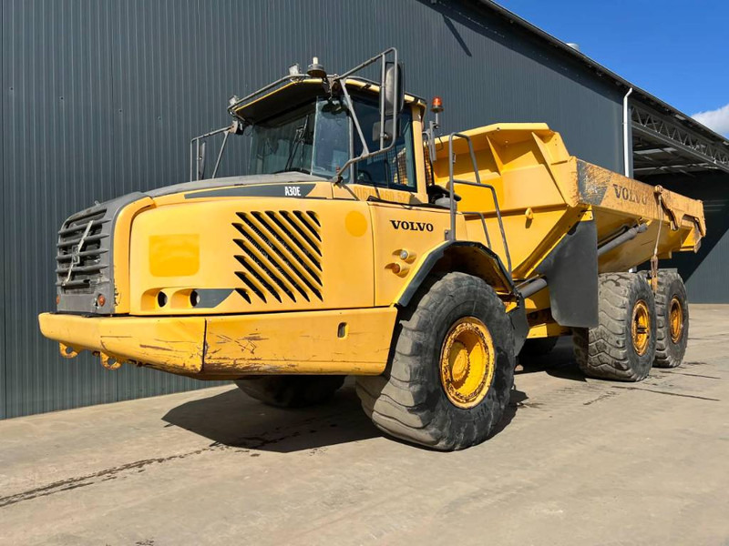 Volvo A30E - Zglobni istovarivač: slika Volvo A30E - Zglobni istovarivač Volvo A30E - Zglobni istovarivač: slika Volvo A30E - Zglobni istovarivač