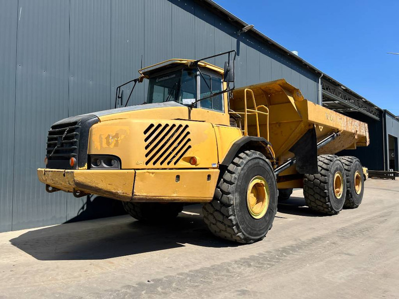 Volvo A40D - Zglobni istovarivač: slika Volvo A40D - Zglobni istovarivač Volvo A40D - Zglobni istovarivač: slika Volvo A40D - Zglobni istovarivač