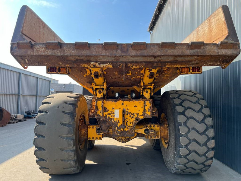 Volvo A40E - Zglobni istovarivač: slika Volvo A40E - Zglobni istovarivač Volvo A40E - Zglobni istovarivač: slika Volvo A40E - Zglobni istovarivač