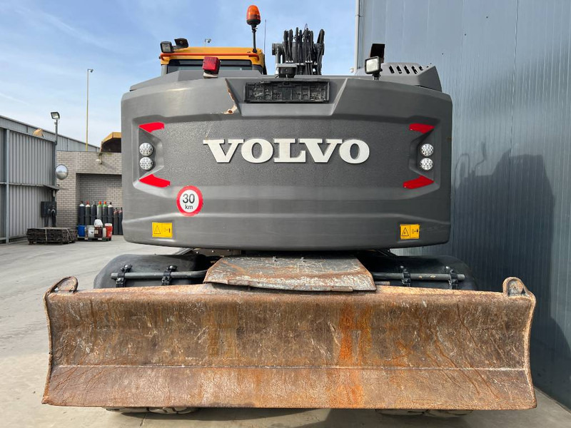 Volvo EWR150E - Bager na kotačima: slika Volvo EWR150E - Bager na kotačima Volvo EWR150E - Bager na kotačima: slika Volvo EWR150E - Bager na kotačima