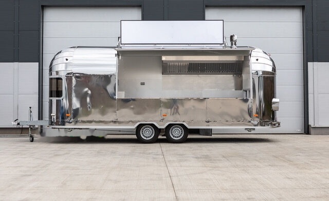 Airstream Catering Trailer | IN STOCK - Prikolica za prodaju brze hrane: slika Airstream Catering Trailer | IN STOCK - Prikolica za prodaju brze hrane Airstream Catering Trailer | IN STOCK - Prikolica za prodaju brze hrane: slika Airstream Catering Trailer | IN STOCK - Prikolica za prodaju brze hrane
