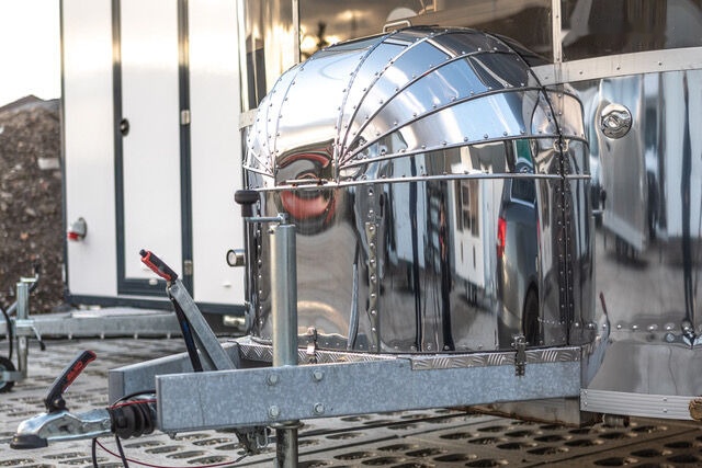 Airstream Catering Trailer | IN STOCK - Prikolica za prodaju brze hrane: slika Airstream Catering Trailer | IN STOCK - Prikolica za prodaju brze hrane Airstream Catering Trailer | IN STOCK - Prikolica za prodaju brze hrane: slika Airstream Catering Trailer | IN STOCK - Prikolica za prodaju brze hrane