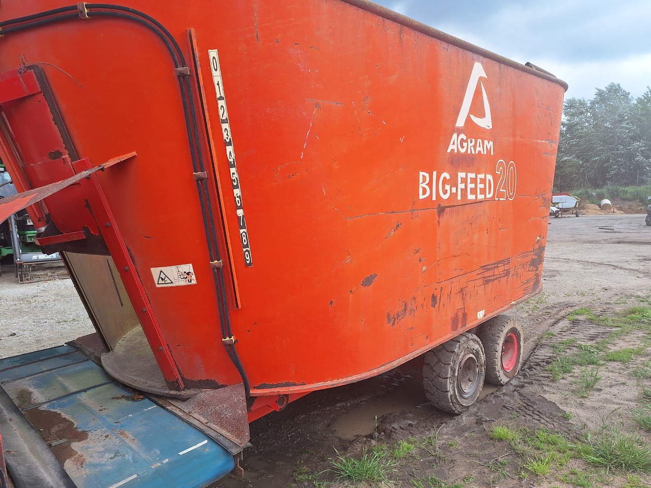 AGRAM BIG-FEED - Vagon-miješalica za krmivo: slika AGRAM BIG-FEED - Vagon-miješalica za krmivo AGRAM BIG-FEED - Vagon-miješalica za krmivo: slika AGRAM BIG-FEED - Vagon-miješalica za krmivo