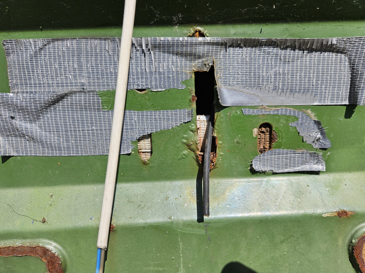 Amazone - Deponator gnojnice: slika Amazone - Deponator gnojnice Amazone - Deponator gnojnice: slika Amazone - Deponator gnojnice