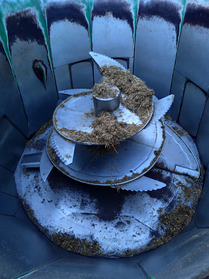 Auto-Agro T-011 - Vagon-miješalica za krmivo: slika Auto-Agro T-011 - Vagon-miješalica za krmivo Auto-Agro T-011 - Vagon-miješalica za krmivo: slika Auto-Agro T-011 - Vagon-miješalica za krmivo