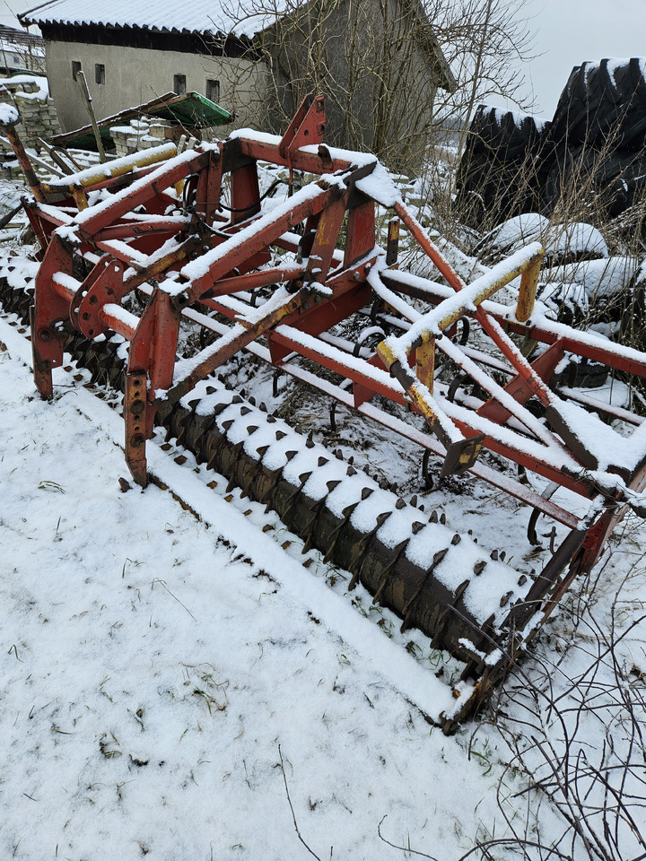 Oprema za obradu tla Becker: slika Oprema za obradu tla Becker