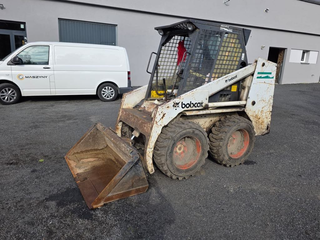 Bobcat 643 - Rovokopač-utovarivač: slika Bobcat 643 - Rovokopač-utovarivač Bobcat 643 - Rovokopač-utovarivač: slika Bobcat 643 - Rovokopač-utovarivač