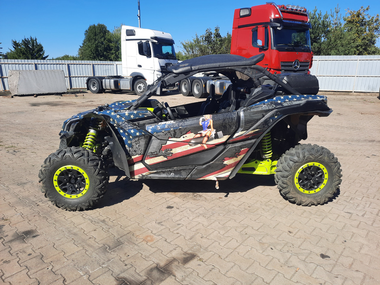 CAN-AM Maverick X3 XDS z homologacją - ATV/ Quad vozilo: slika CAN-AM Maverick X3 XDS z homologacją - ATV/ Quad vozilo CAN-AM Maverick X3 XDS z homologacją - ATV/ Quad vozilo: slika CAN-AM Maverick X3 XDS z homologacją - ATV/ Quad vozilo