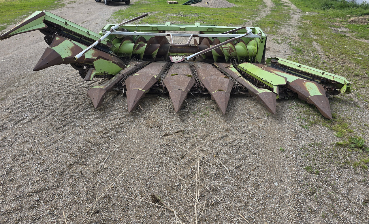 CLAAS MG8-6218 - Silažni kombajn: slika CLAAS MG8-6218 - Silažni kombajn CLAAS MG8-6218 - Silažni kombajn: slika CLAAS MG8-6218 - Silažni kombajn