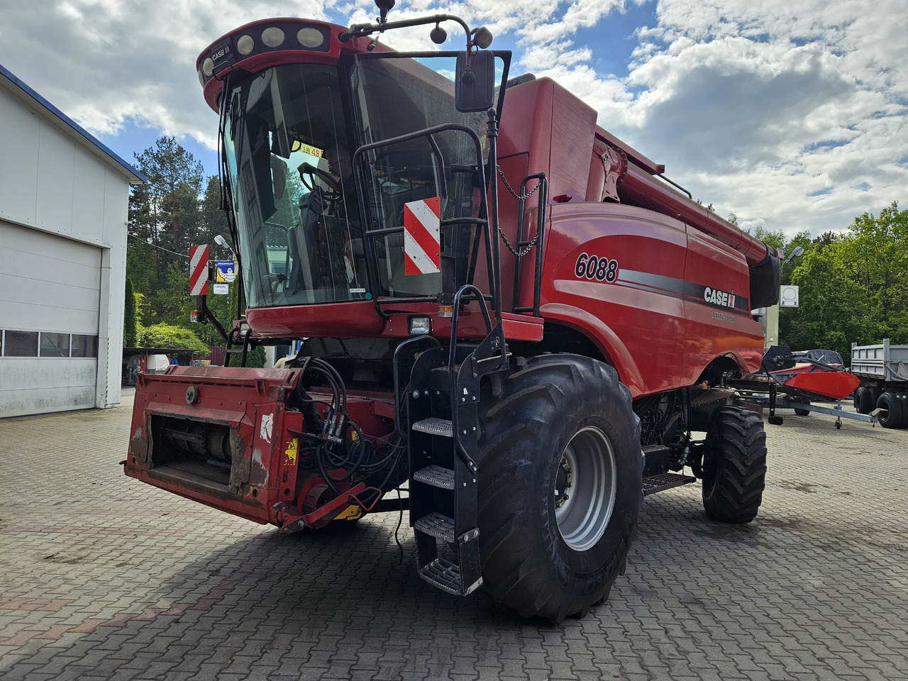Case 6088 - Kombajn za žetvu: slika Case 6088 - Kombajn za žetvu Case 6088 - Kombajn za žetvu: slika Case 6088 - Kombajn za žetvu