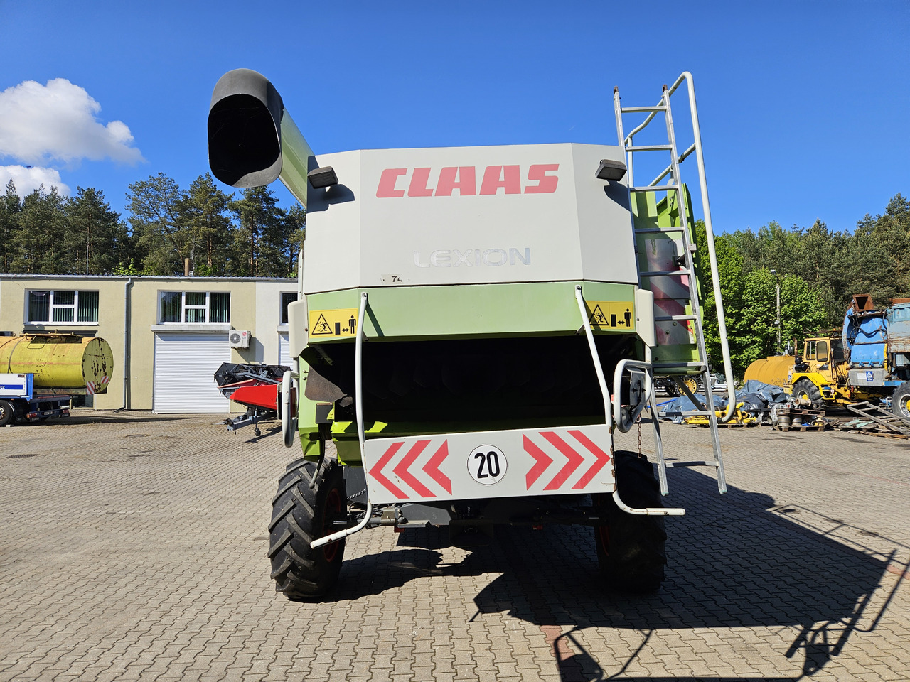 Claas Lexion 480 - Kombajn za žetvu: slika Claas Lexion 480 - Kombajn za žetvu Claas Lexion 480 - Kombajn za žetvu: slika Claas Lexion 480 - Kombajn za žetvu