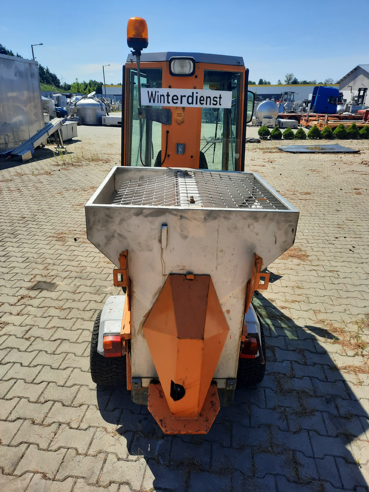EGHOLM 2100 - Mali traktor: slika EGHOLM 2100 - Mali traktor EGHOLM 2100 - Mali traktor: slika EGHOLM 2100 - Mali traktor