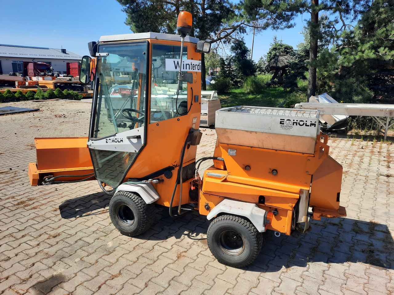 EGHOLM 2100 - Mali traktor: slika EGHOLM 2100 - Mali traktor EGHOLM 2100 - Mali traktor: slika EGHOLM 2100 - Mali traktor