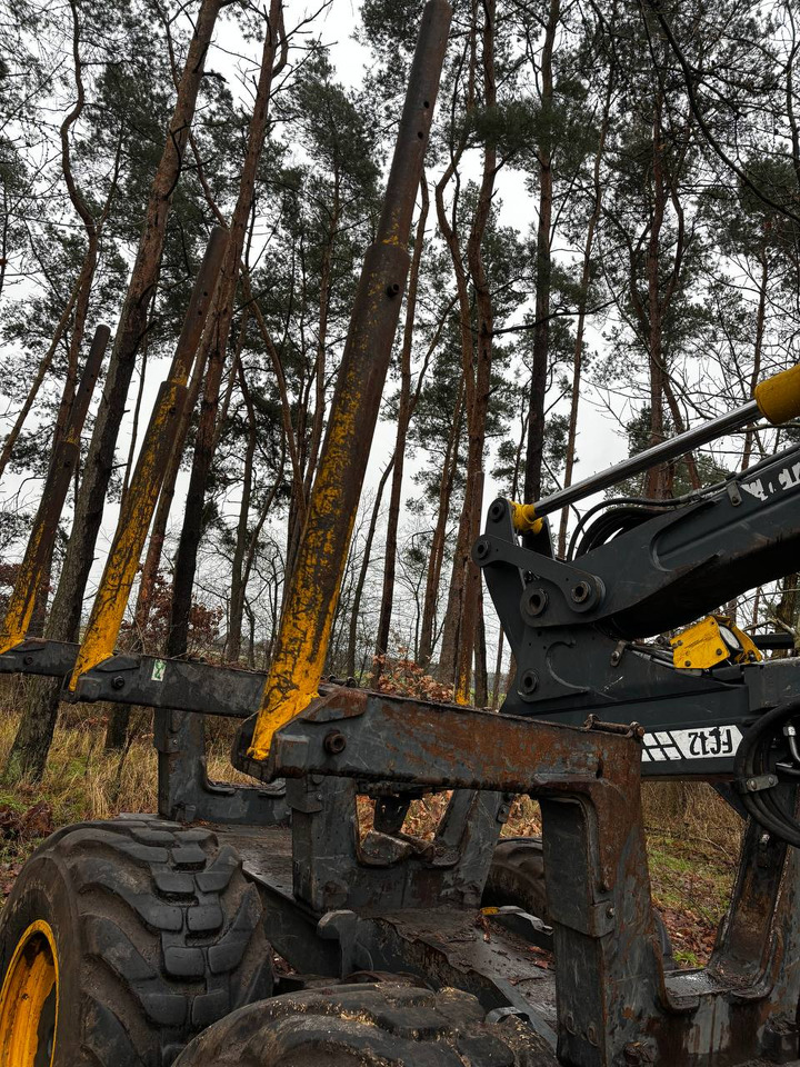 Eco Log 574E - Forvarder: slika Eco Log 574E - Forvarder Eco Log 574E - Forvarder: slika Eco Log 574E - Forvarder