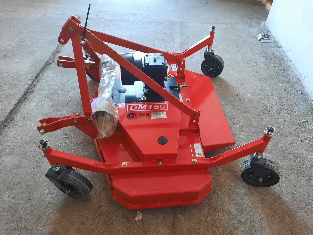 FHM DM150 - Kosilica: slika FHM DM150 - Kosilica FHM DM150 - Kosilica: slika FHM DM150 - Kosilica