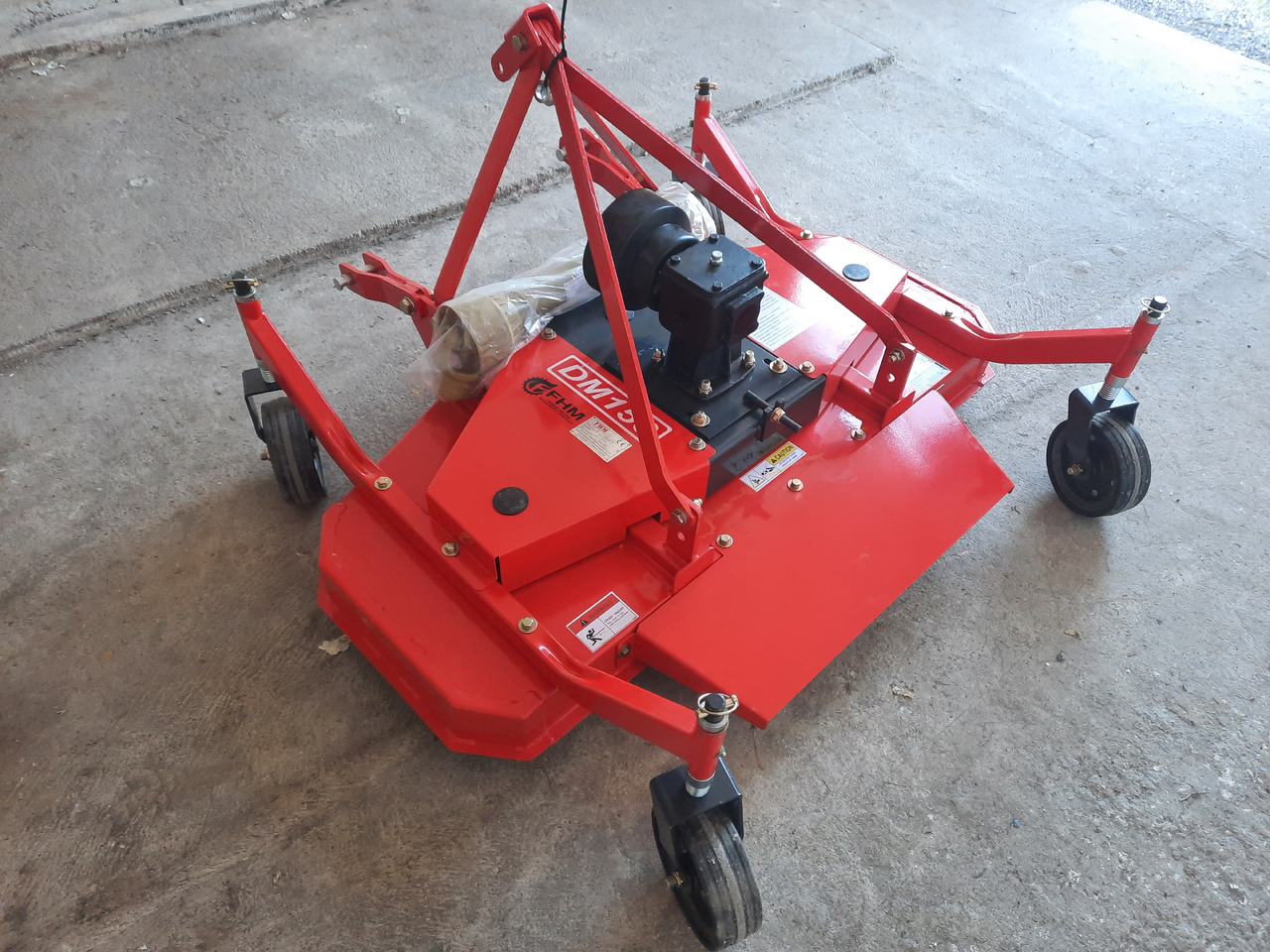 FHM DM150 - Kosilica: slika FHM DM150 - Kosilica FHM DM150 - Kosilica: slika FHM DM150 - Kosilica