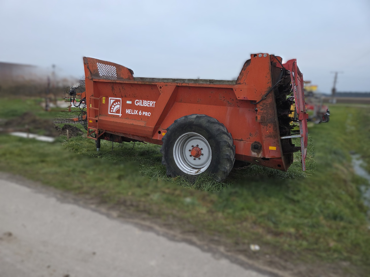 GILIBERT HELIX 6 PRO - Rasipač stajskog gnoja: slika GILIBERT HELIX 6 PRO - Rasipač stajskog gnoja GILIBERT HELIX 6 PRO - Rasipač stajskog gnoja: slika GILIBERT HELIX 6 PRO - Rasipač stajskog gnoja