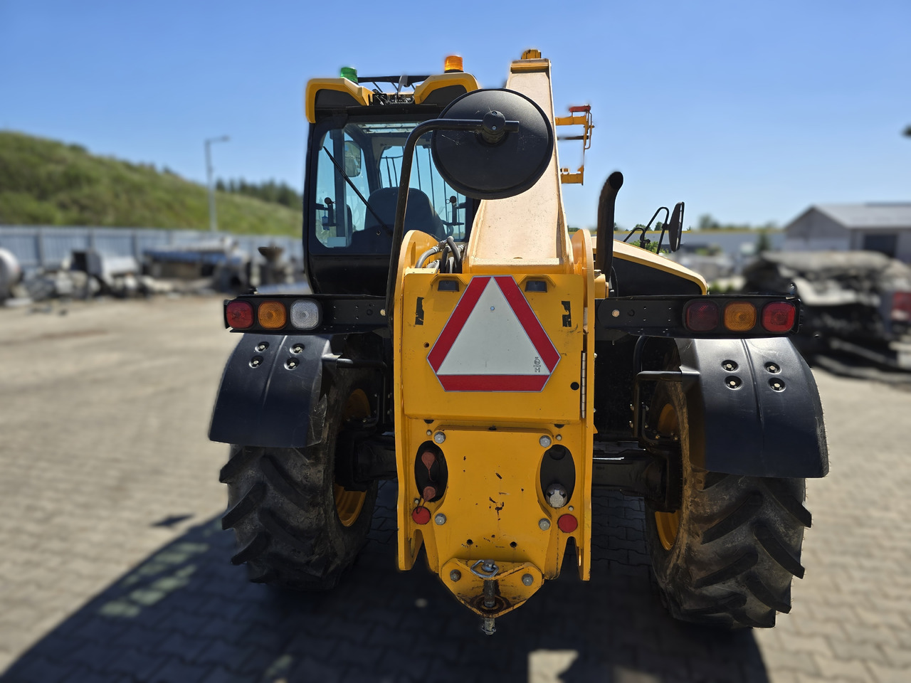 JCB 531-70 - Utovarivač na kotačima: slika JCB 531-70 - Utovarivač na kotačima JCB 531-70 - Utovarivač na kotačima: slika JCB 531-70 - Utovarivač na kotačima