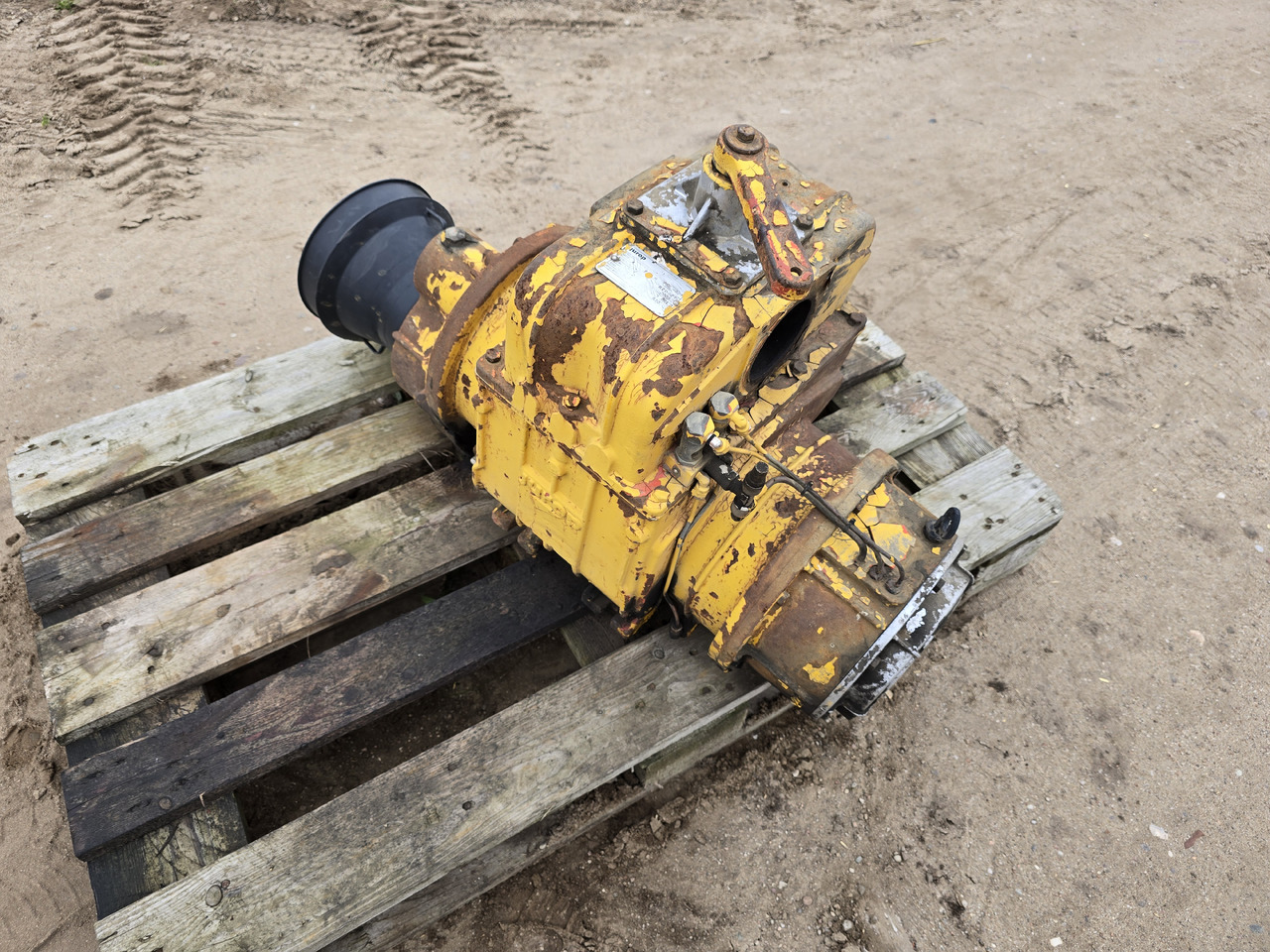 JUROP PNE 122 M - Cisterna za gnojnicu: slika JUROP PNE 122 M - Cisterna za gnojnicu JUROP PNE 122 M - Cisterna za gnojnicu: slika JUROP PNE 122 M - Cisterna za gnojnicu