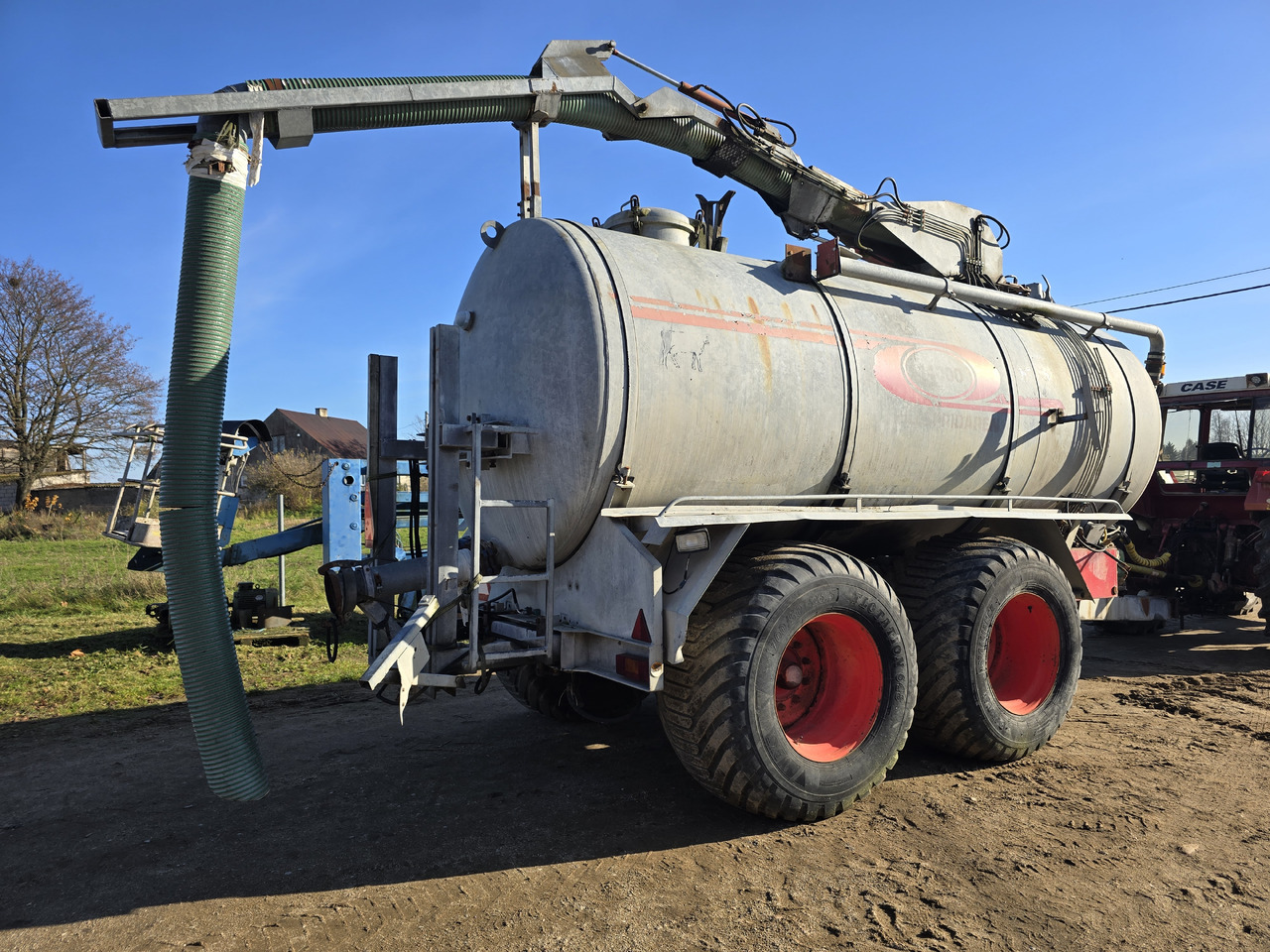 Jako 14000 - Cisterna za gnojnicu: slika Jako 14000 - Cisterna za gnojnicu Jako 14000 - Cisterna za gnojnicu: slika Jako 14000 - Cisterna za gnojnicu