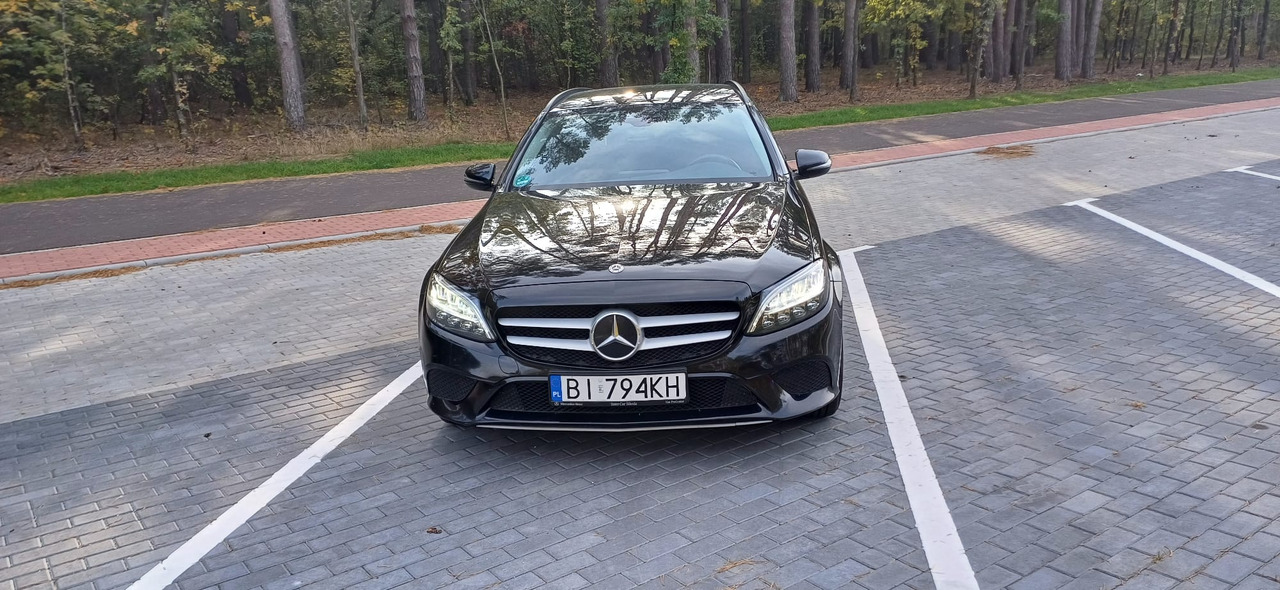 MERCEDES-BENZ C 200 D (W205) - Automobil: slika MERCEDES-BENZ C 200 D (W205) - Automobil MERCEDES-BENZ C 200 D (W205) - Automobil: slika MERCEDES-BENZ C 200 D (W205) - Automobil