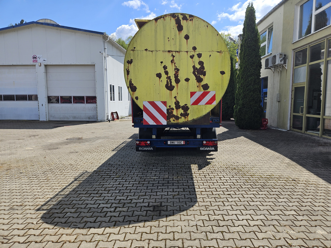 PV18 - Auto prikolica: slika  PV18 - Auto prikolica PV18 - Auto prikolica: slika  PV18 - Auto prikolica