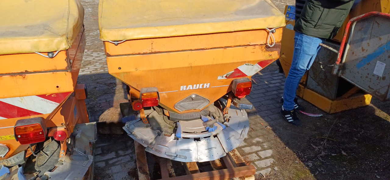 RAUCH AXEO 2.1 - Deponator gnojnice: slika RAUCH AXEO 2.1 - Deponator gnojnice RAUCH AXEO 2.1 - Deponator gnojnice: slika RAUCH AXEO 2.1 - Deponator gnojnice