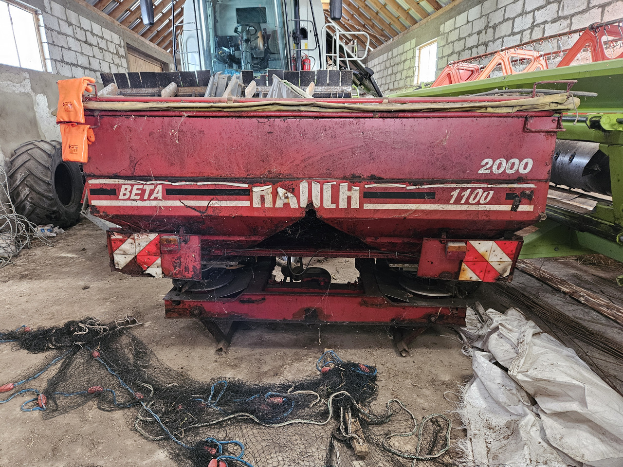 Rauch Beta 1100 - Rasipač gnojiva: slika Rauch Beta 1100 - Rasipač gnojiva Rauch Beta 1100 - Rasipač gnojiva: slika Rauch Beta 1100 - Rasipač gnojiva