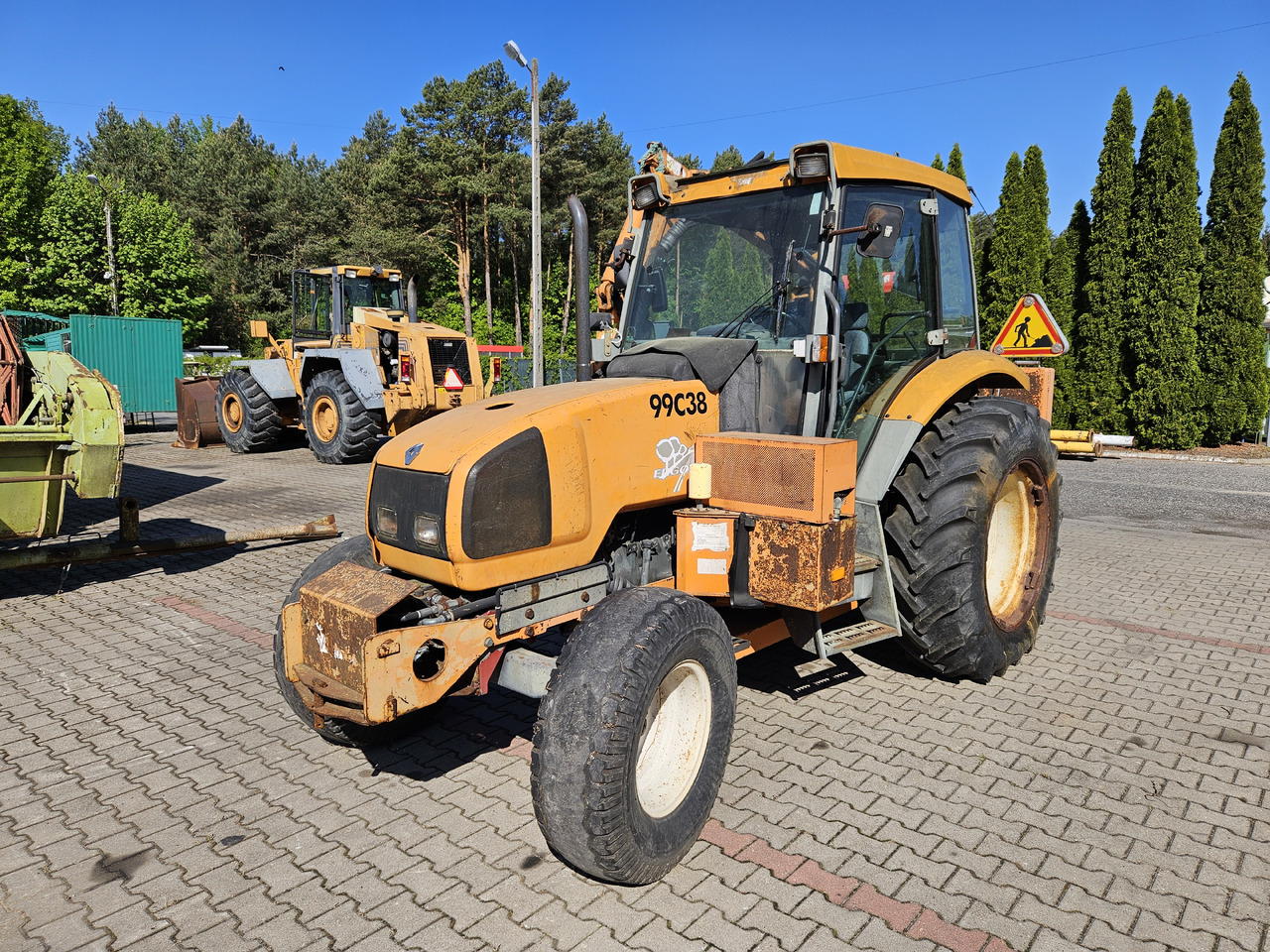 Renault Egros - Vrtna kosilica: slika Renault Egros - Vrtna kosilica Renault Egros - Vrtna kosilica: slika Renault Egros - Vrtna kosilica