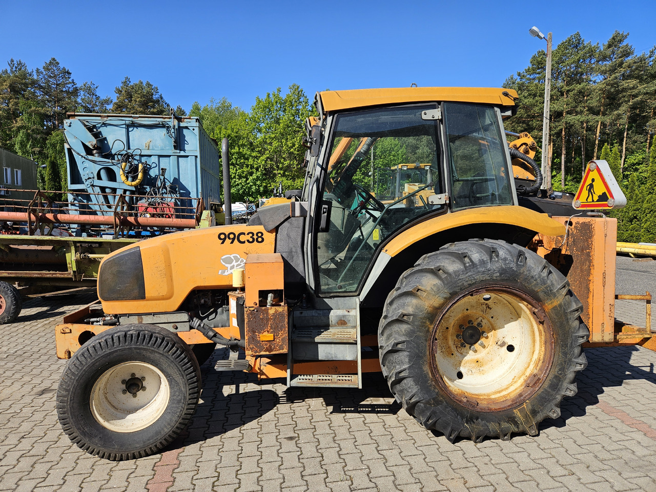 Renault Egros - Vrtna kosilica: slika Renault Egros - Vrtna kosilica Renault Egros - Vrtna kosilica: slika Renault Egros - Vrtna kosilica