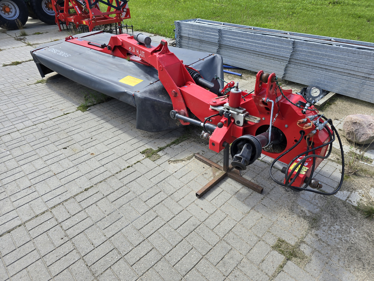 SIP SILVERCUT DISC 300 S - Kosilica: slika SIP SILVERCUT DISC 300 S - Kosilica SIP SILVERCUT DISC 300 S - Kosilica: slika SIP SILVERCUT DISC 300 S - Kosilica