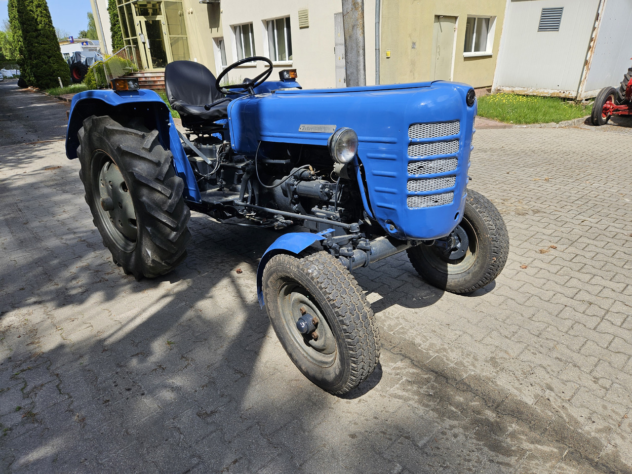 Zetor 3011 - Traktor: slika Zetor 3011 - Traktor Zetor 3011 - Traktor: slika Zetor 3011 - Traktor