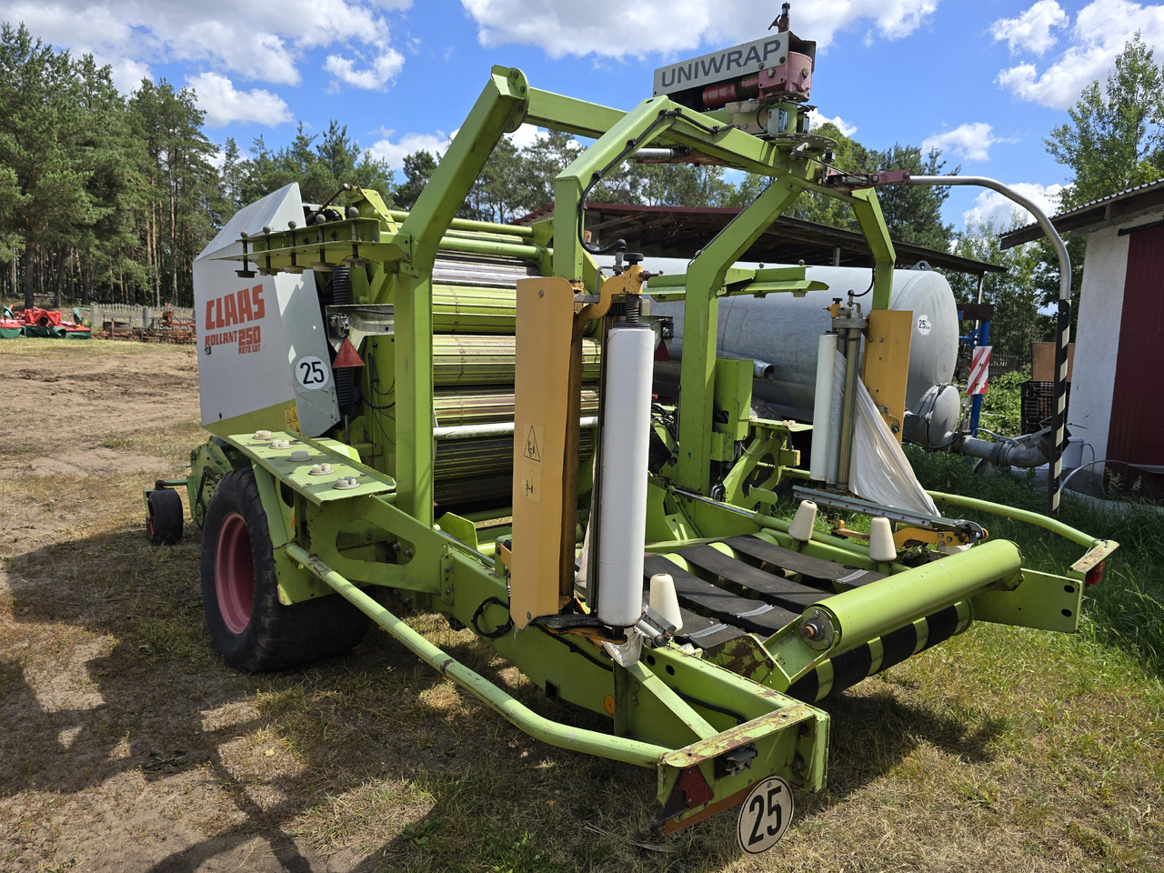 Claas ROLLANT 250 Roto Cut - Rolo balirka: slika claas ROLLANT 250 Roto Cut - Rolo balirka Claas ROLLANT 250 Roto Cut - Rolo balirka: slika claas ROLLANT 250 Roto Cut - Rolo balirka